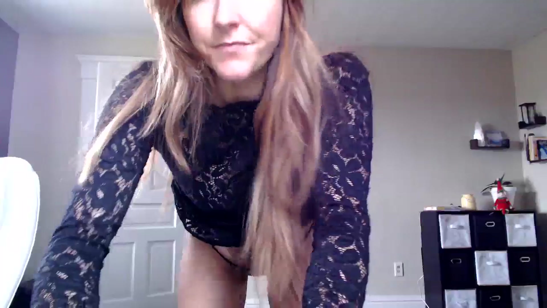 Gallery image thumbnail from FarmGirl__'s myfreecams stream on, 12/18/2023, 15:54 image 14 of 20