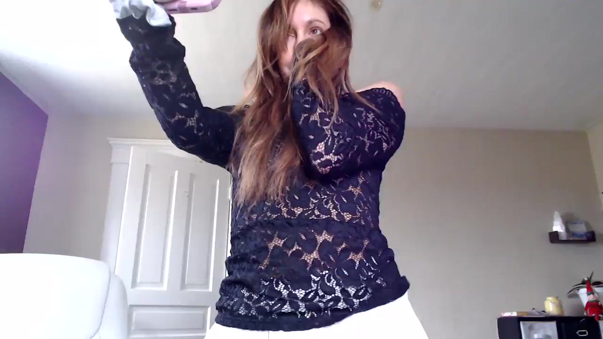 Gallery image thumbnail from FarmGirl__'s myfreecams stream on, 12/18/2023, 16:15 image 2 of 20