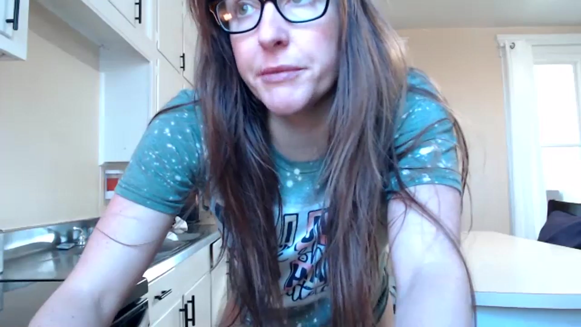 Gallery image thumbnail from FarmGirl__'s myfreecams stream on, 02/01/2024, 15:21 image 3 of 20