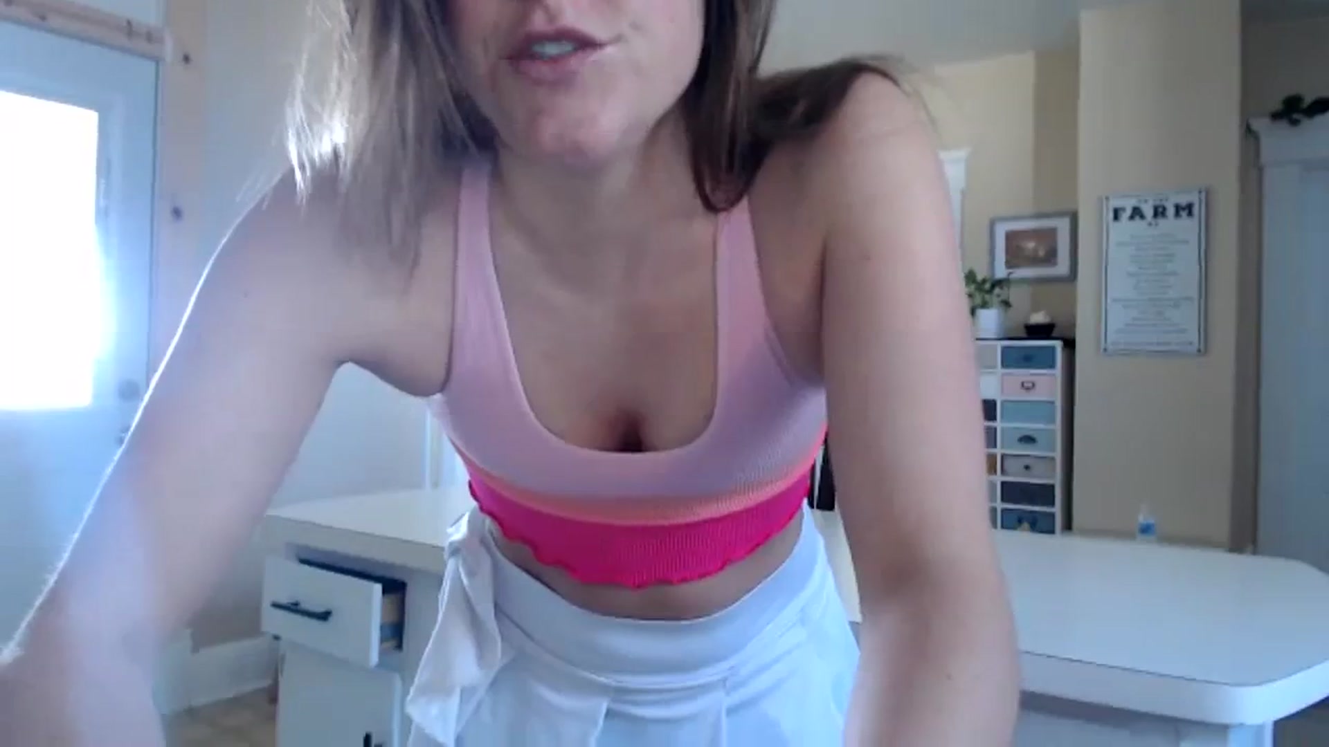 Gallery image thumbnail from FarmGirl__'s myfreecams stream on, 02/03/2024, 16:31 image 7 of 20