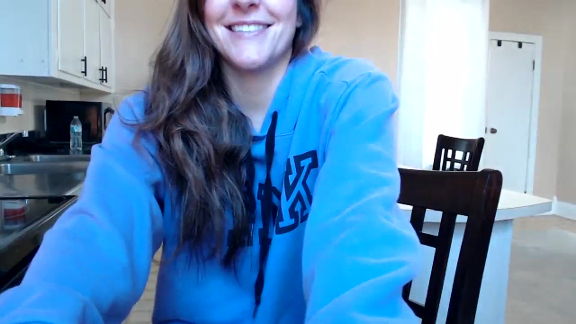Gallery image thumbnail from FarmGirl__'s myfreecams stream on, 02/06/2024, 15:21 image 16 of 20