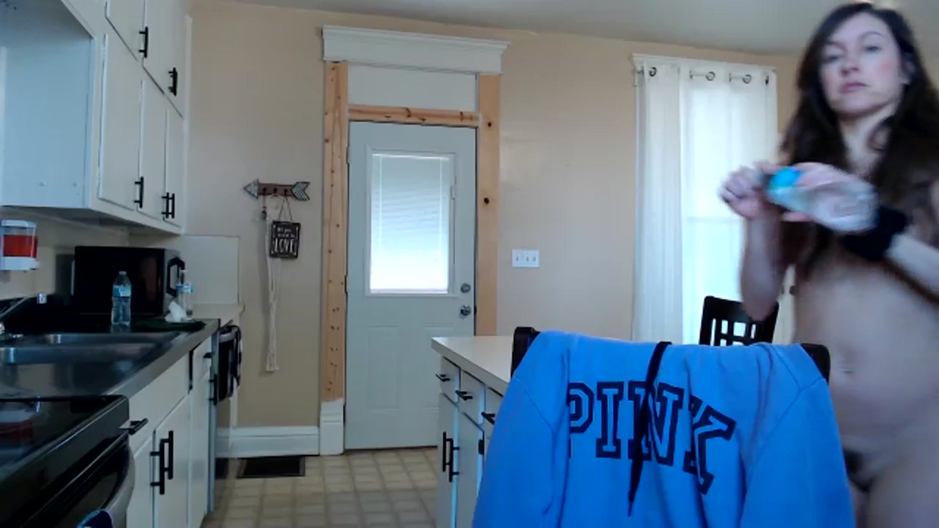 Gallery image thumbnail from FarmGirl__'s myfreecams stream on, 02/06/2024, 15:21 image 13 of 20