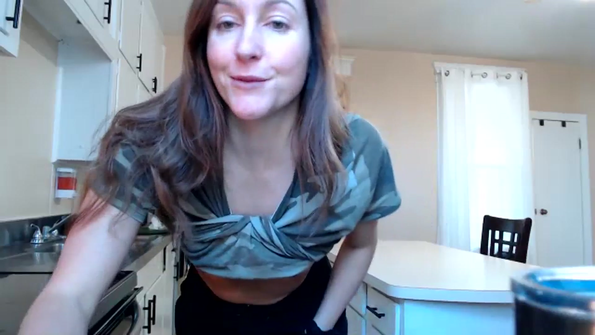 Gallery image thumbnail from FarmGirl__'s myfreecams stream on, 02/06/2024, 15:21 image 8 of 20