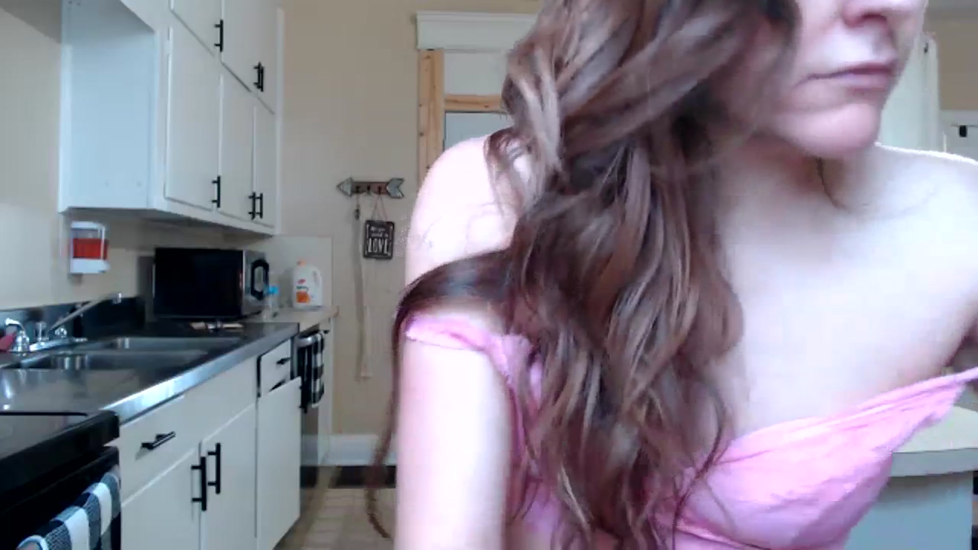 Gallery image thumbnail from FarmGirl__'s myfreecams stream on, 02/09/2024, 15:00 image 19 of 20