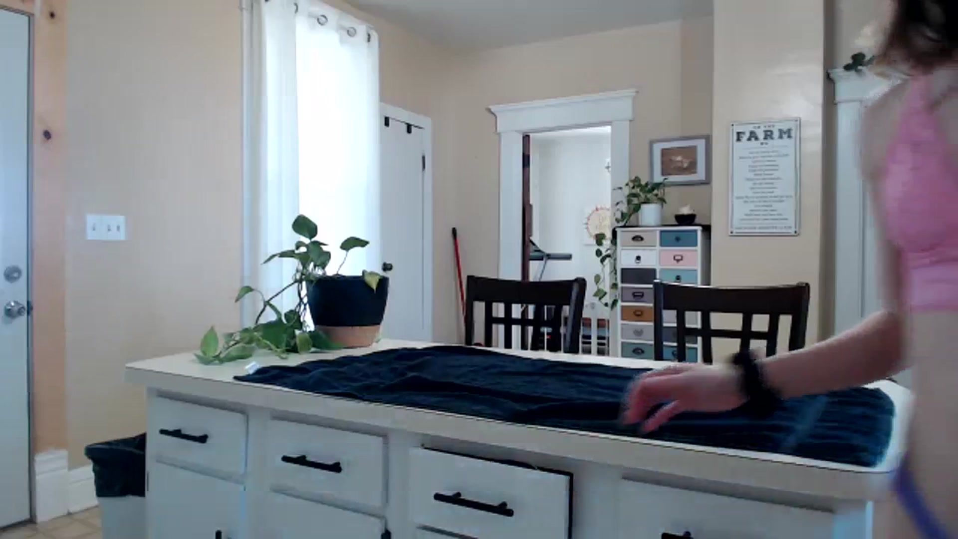 Gallery image thumbnail from FarmGirl__'s myfreecams stream on, 02/09/2024, 15:53 image 3 of 20