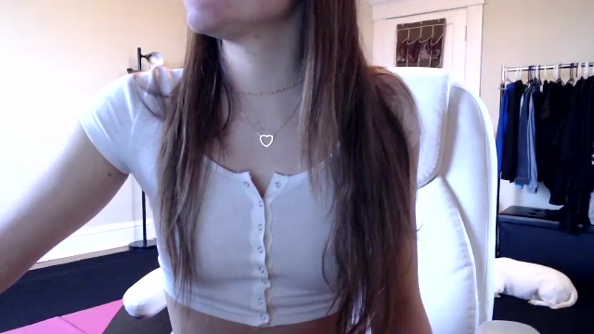 Gallery image thumbnail from FarmGirl__'s myfreecams stream on, 02/22/2024, 15:43 image 12 of 20