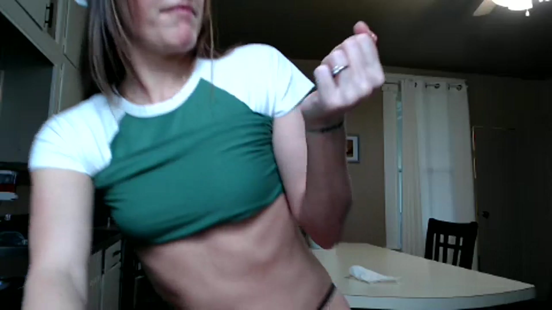 Gallery image thumbnail from FarmGirl__'s myfreecams stream on, 04/02/2024, 15:10 image 20 of 20