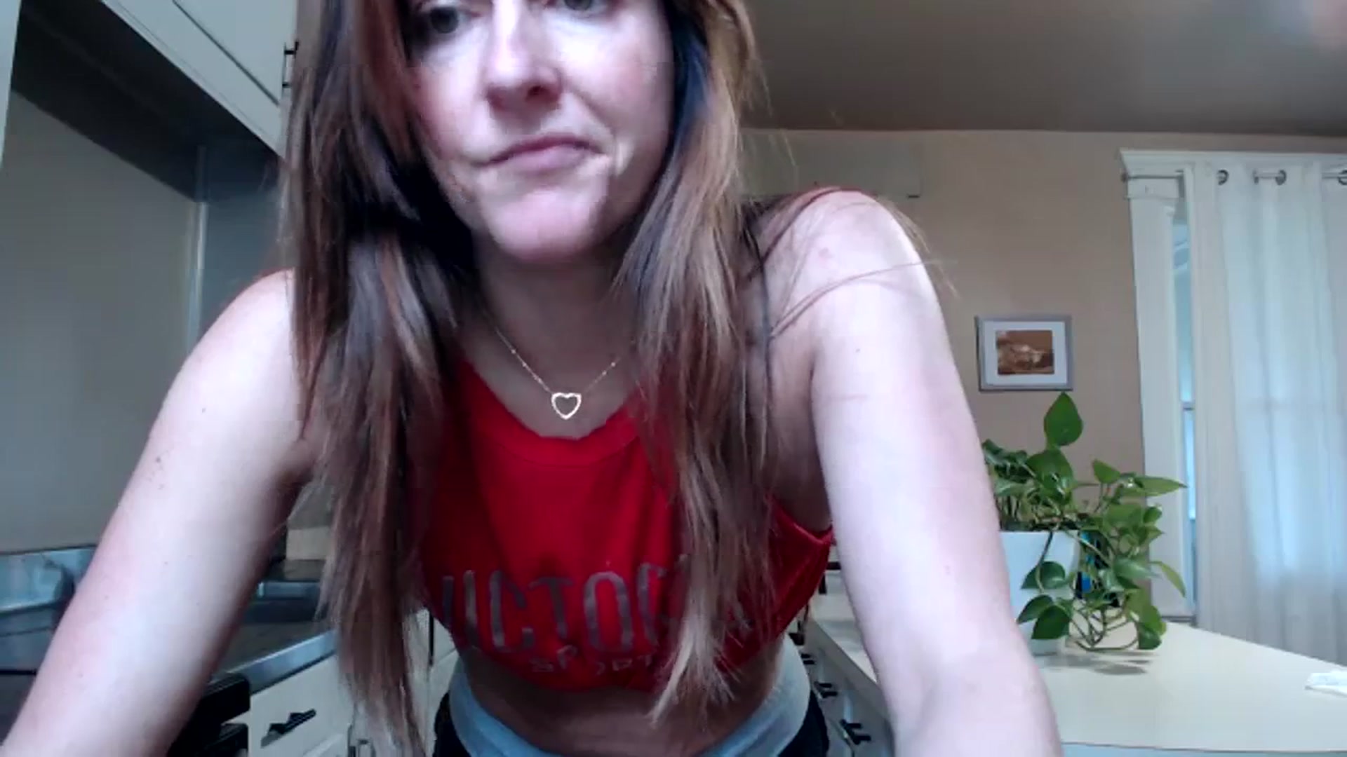 Gallery image thumbnail from FarmGirl__'s myfreecams stream on, 04/04/2024, 13:52 image 6 of 20