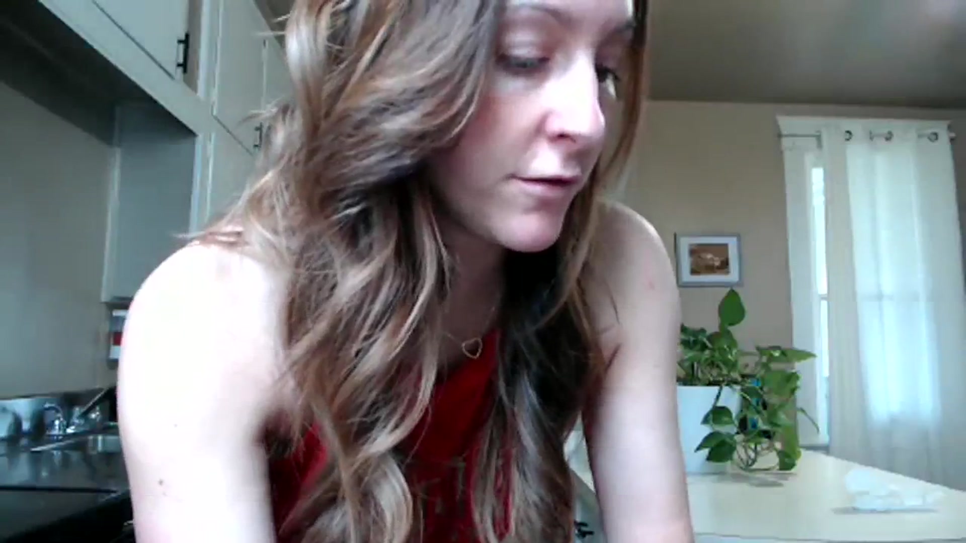 Gallery image thumbnail from FarmGirl__'s myfreecams stream on, 04/04/2024, 14:17 image 7 of 20