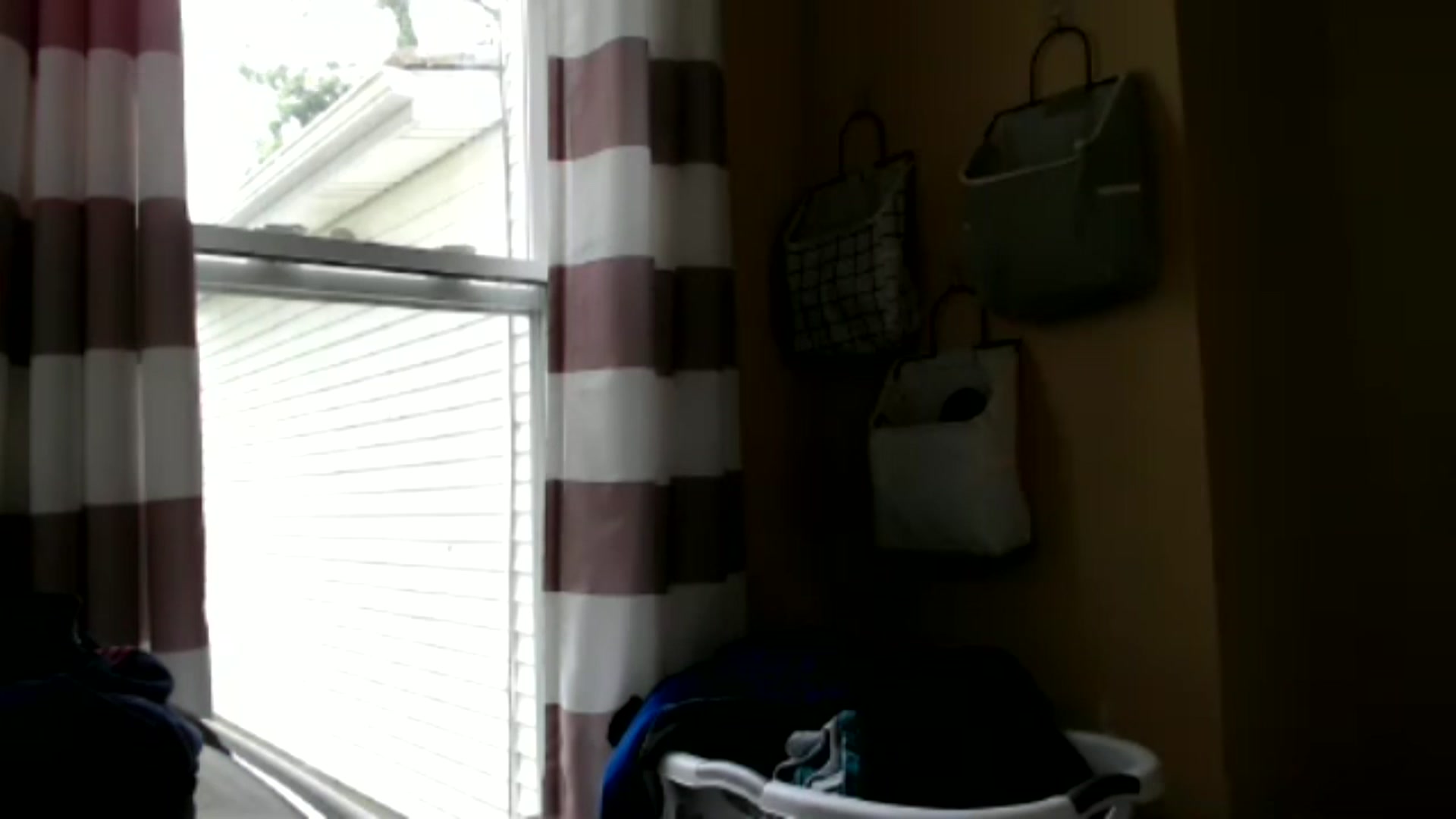 Gallery image thumbnail from FarmGirl__'s myfreecams stream on, 05/11/2024, 16:13 image 12 of 20