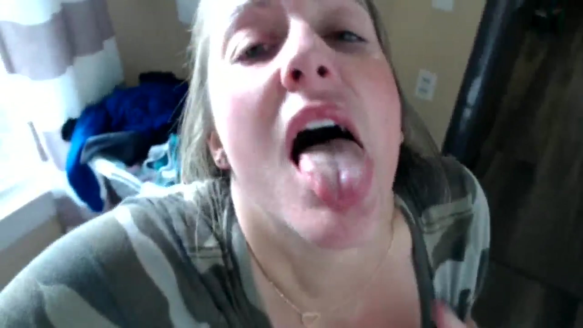 Gallery image thumbnail from FarmGirl__'s myfreecams stream on, 05/11/2024, 16:13 image 13 of 20