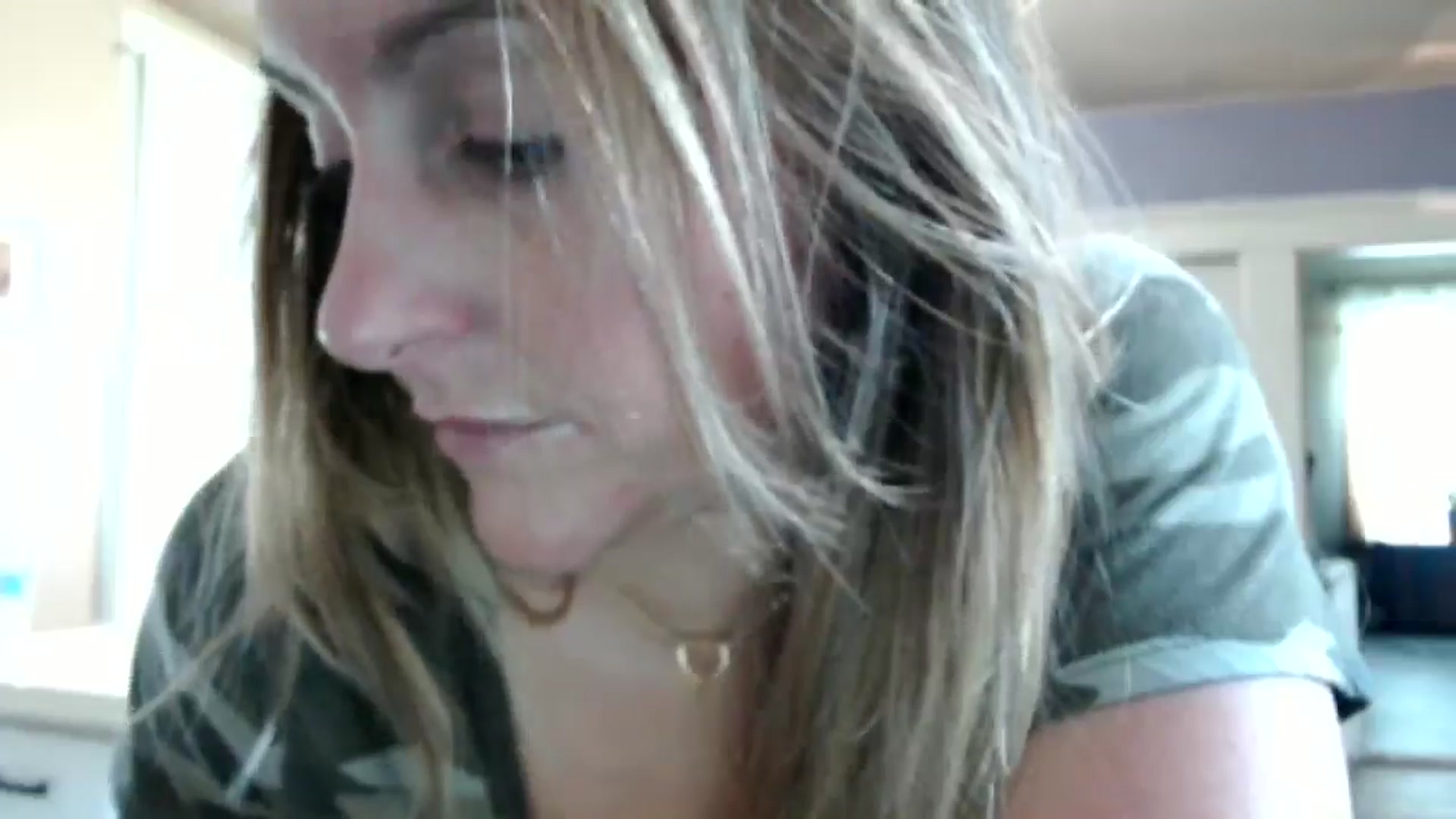 Gallery image thumbnail from FarmGirl__'s myfreecams stream on, 05/11/2024, 17:02 image 7 of 20