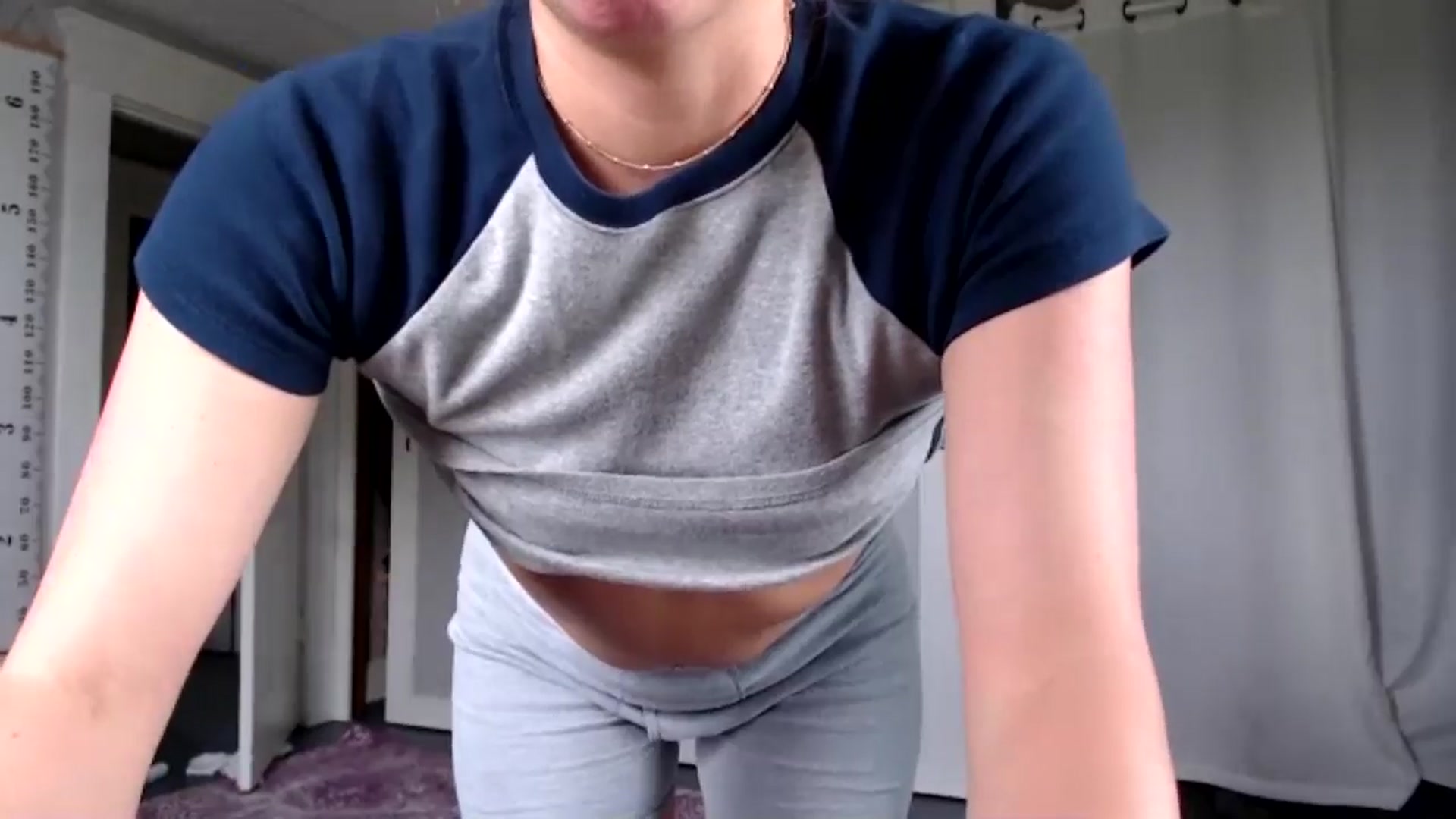 Gallery image thumbnail from FarmGirl__'s myfreecams stream on, 06/03/2024, 18:03 image 4 of 20