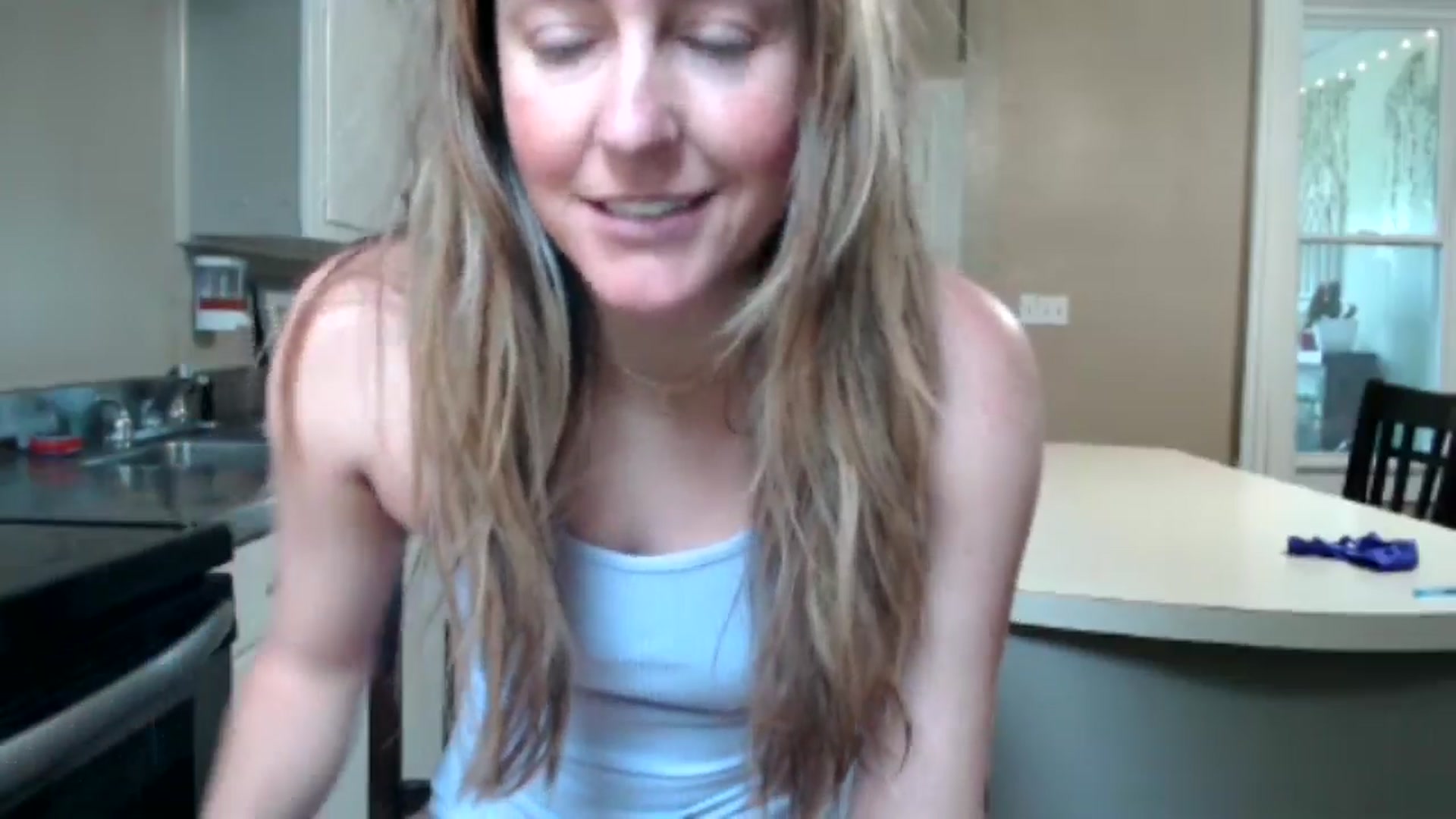 Gallery image thumbnail from FarmGirl__'s myfreecams stream on, 06/05/2024, 13:59 image 13 of 20