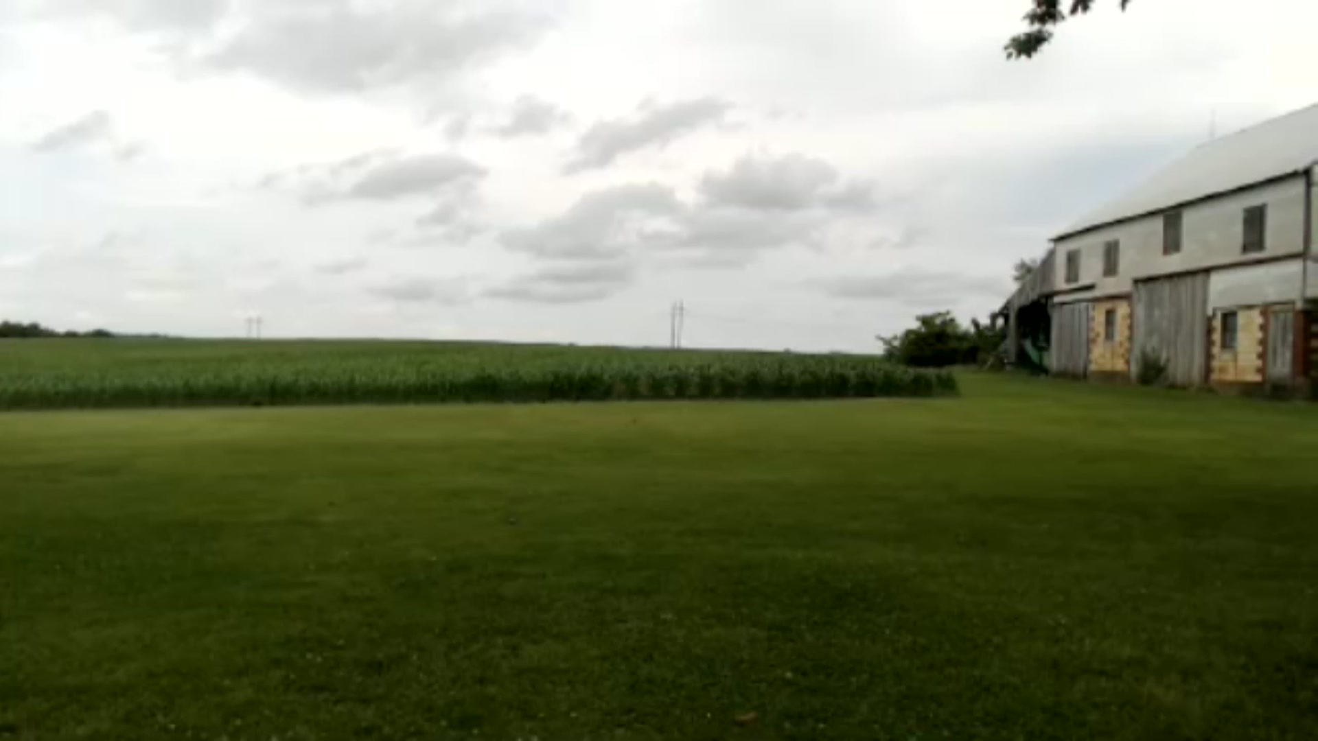 Gallery image thumbnail from FarmGirl__'s myfreecams stream on, 06/05/2024, 18:02 image 16 of 20