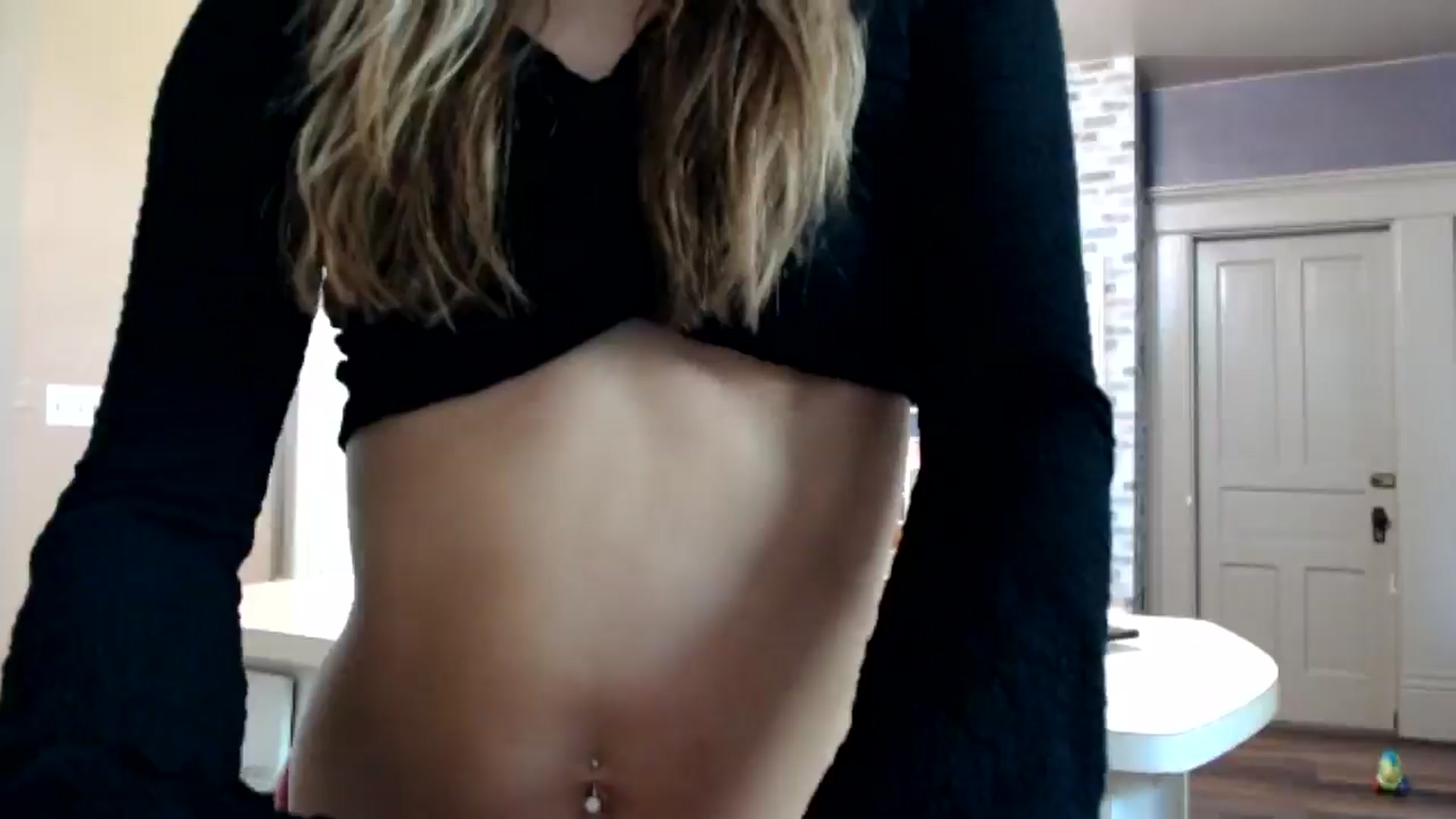 Gallery image thumbnail from FarmGirl__'s myfreecams stream on, 06/07/2024, 14:31 image 5 of 20