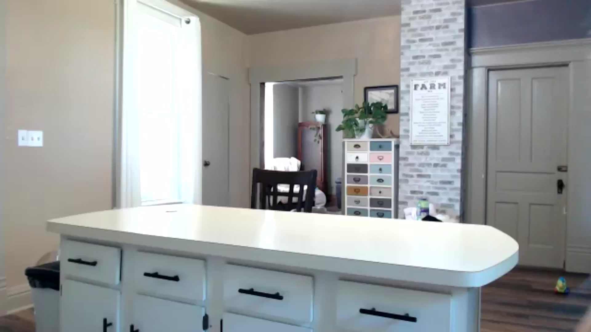 Gallery image thumbnail from FarmGirl__'s myfreecams stream on, 06/07/2024, 14:31 image 3 of 20