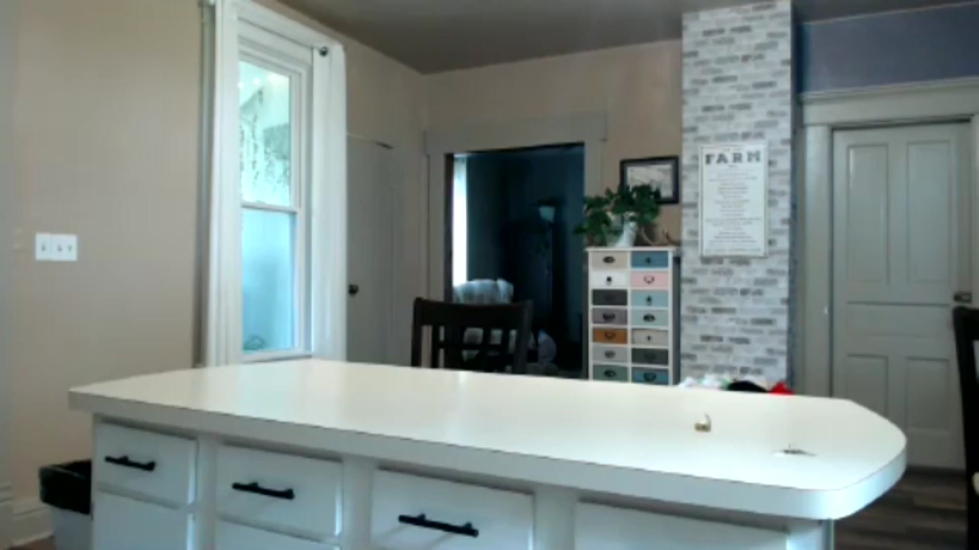 Gallery image thumbnail from FarmGirl__'s myfreecams stream on, 06/07/2024, 18:01 image 6 of 20