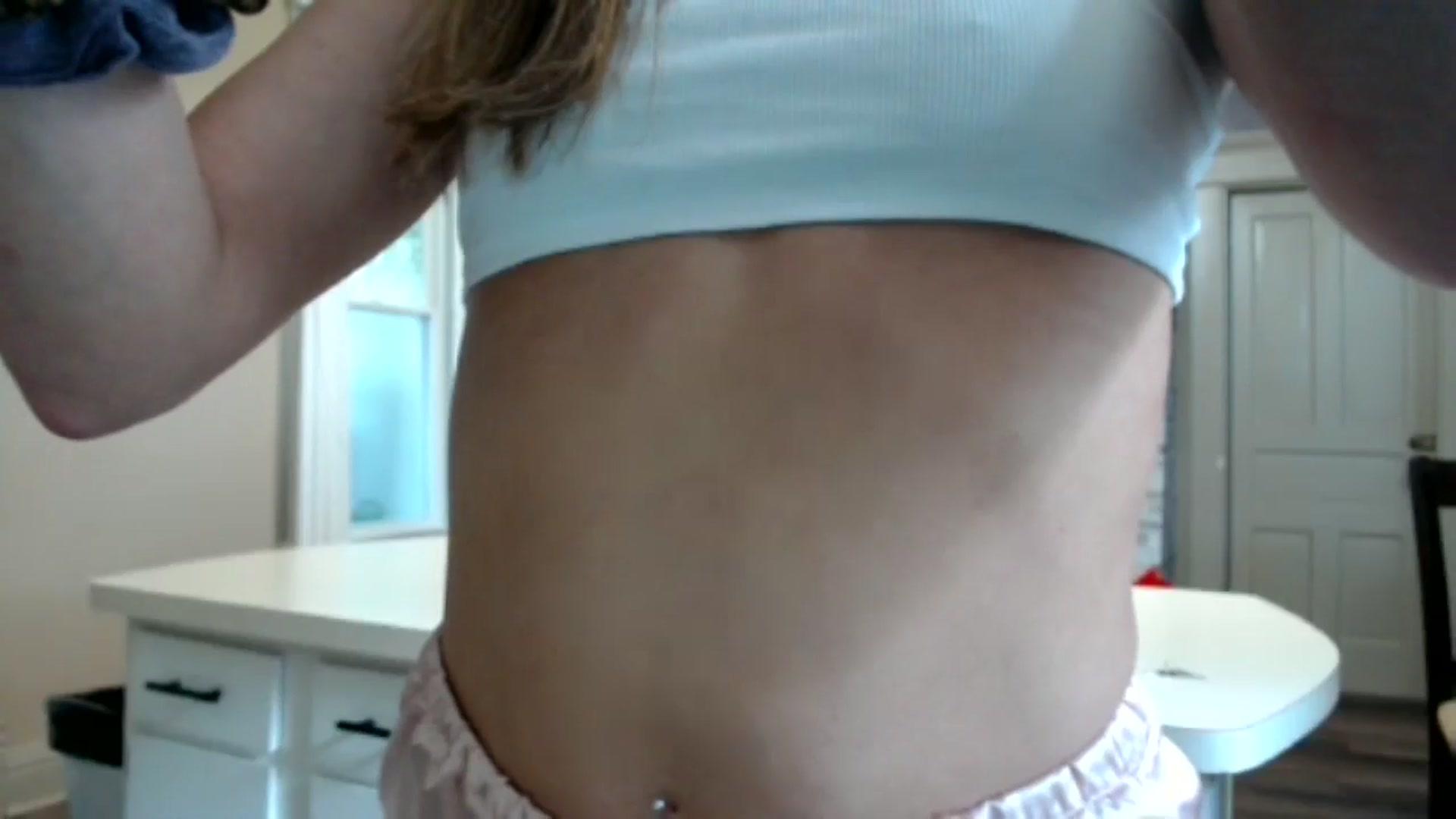 Gallery image thumbnail from FarmGirl__'s myfreecams stream on, 06/07/2024, 18:01 image 7 of 20