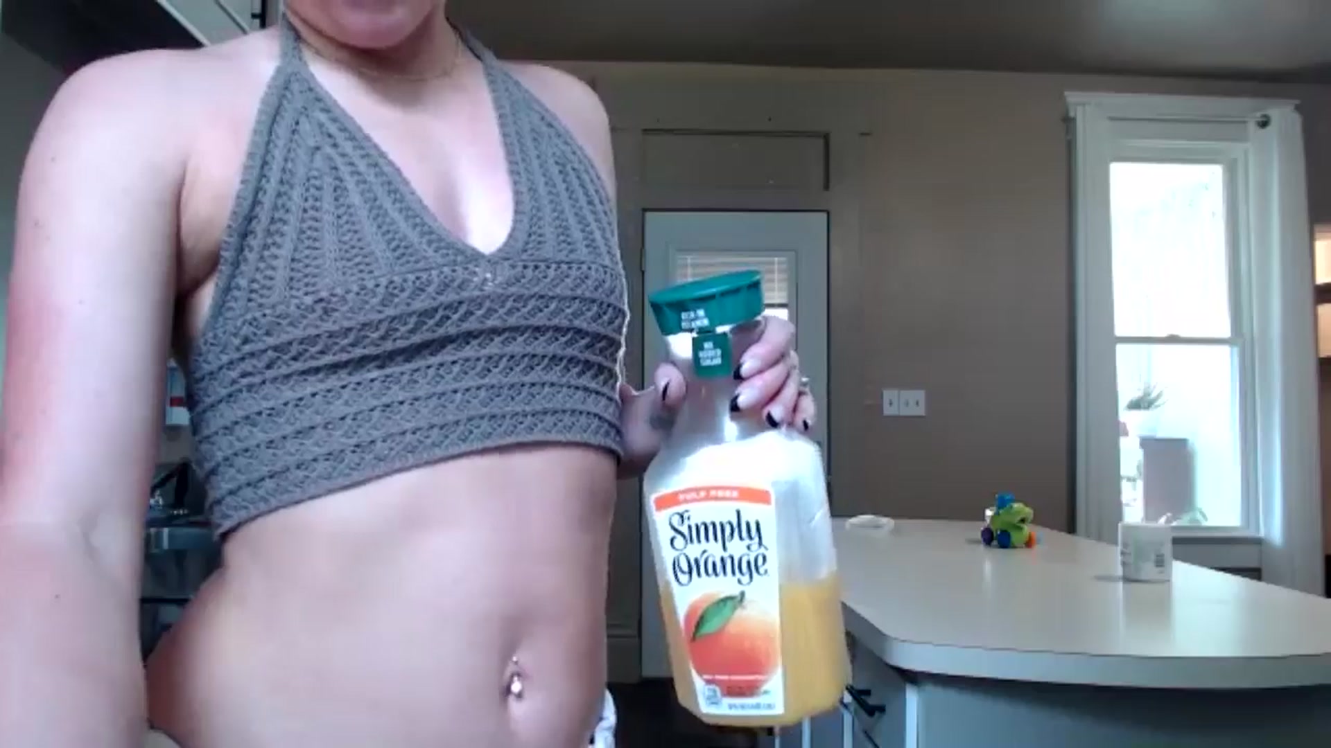 Gallery image thumbnail from FarmGirl__'s myfreecams stream on, 06/08/2024, 13:33 image 4 of 20