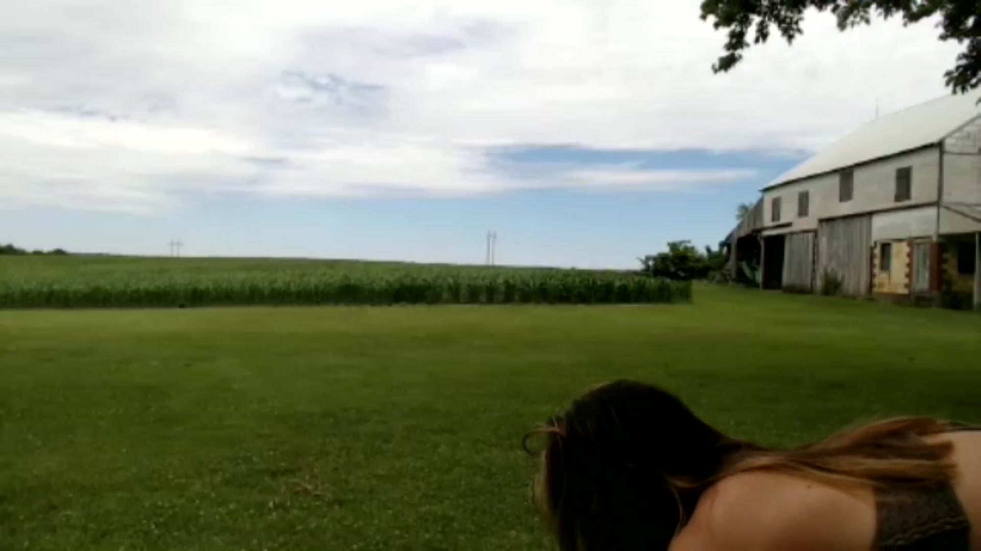 Gallery image thumbnail from FarmGirl__'s myfreecams stream on, 06/08/2024, 18:34 image 16 of 20