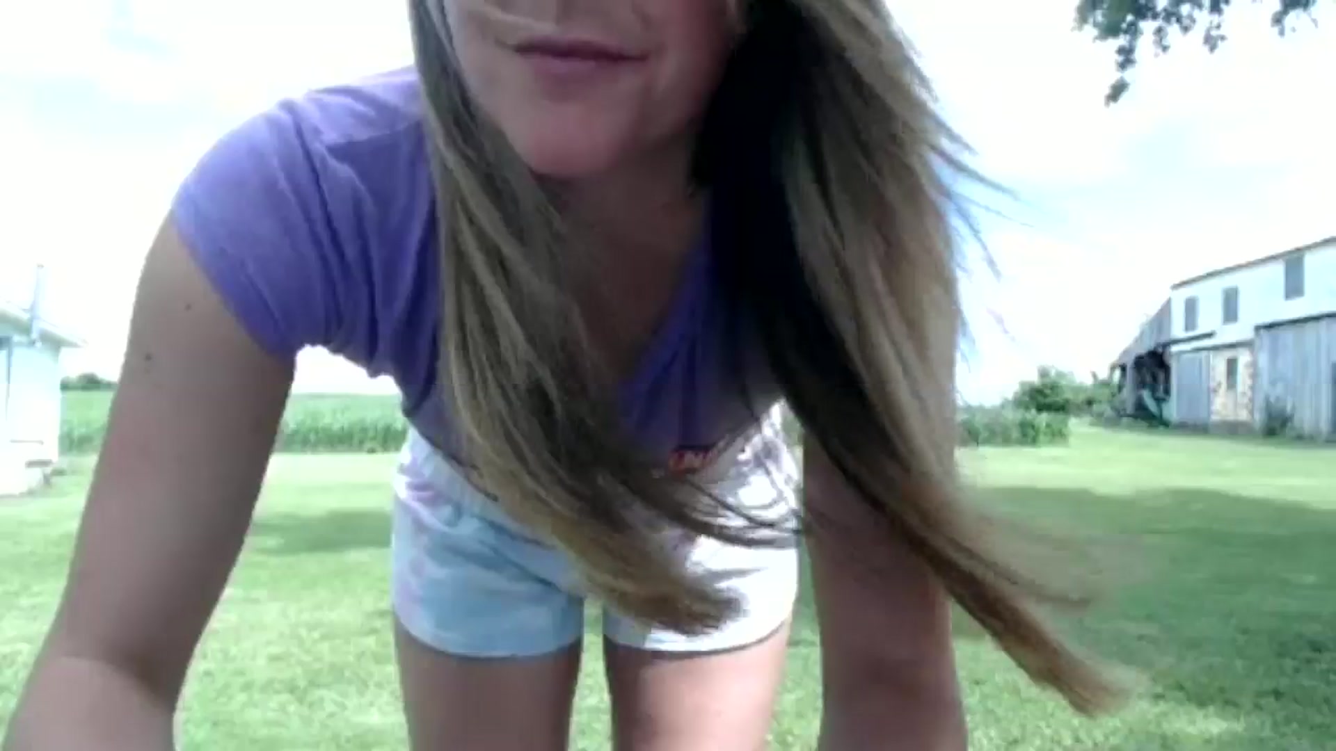 Gallery image thumbnail from FarmGirl__'s myfreecams stream on, 06/09/2024, 16:29 image 19 of 20