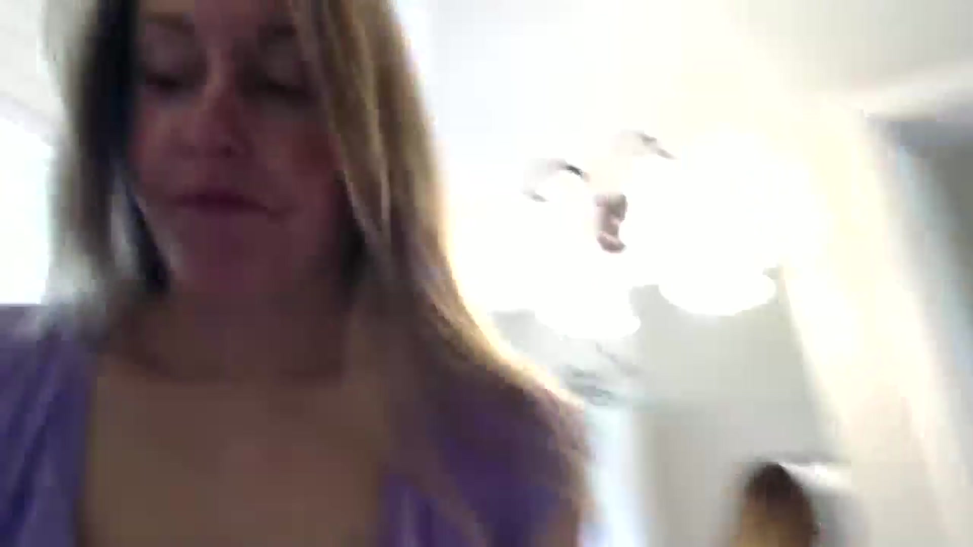 Gallery image thumbnail from FarmGirl__'s myfreecams stream on, 06/09/2024, 16:29 image 17 of 20