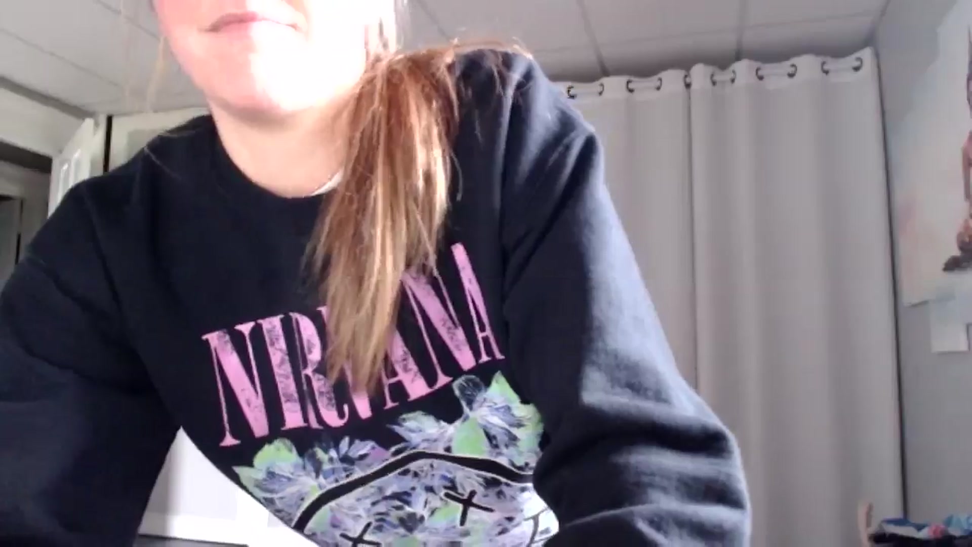 Gallery image thumbnail from FarmGirl__'s myfreecams stream on, 06/10/2024, 21:44 image 5 of 20