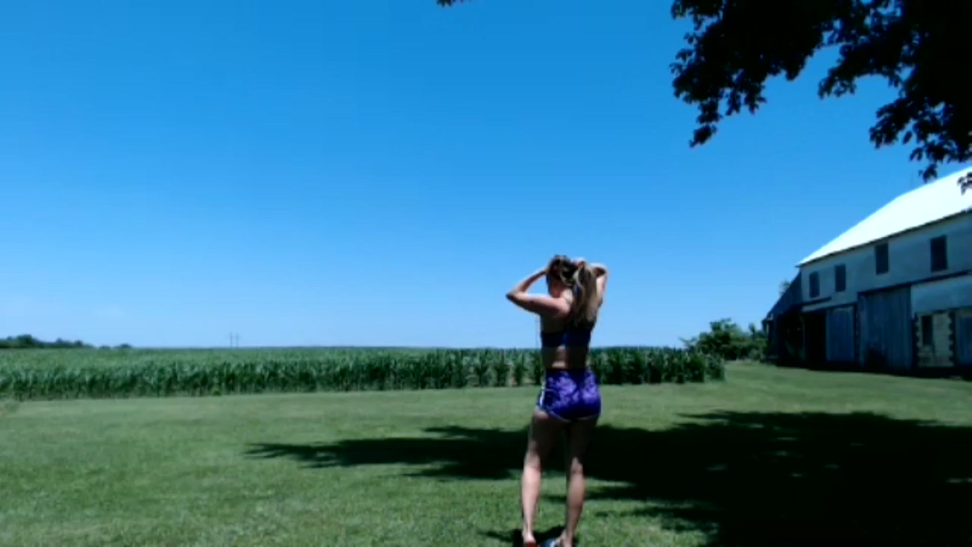Gallery image thumbnail from FarmGirl__'s myfreecams stream on, 06/13/2024, 17:35 image 5 of 20