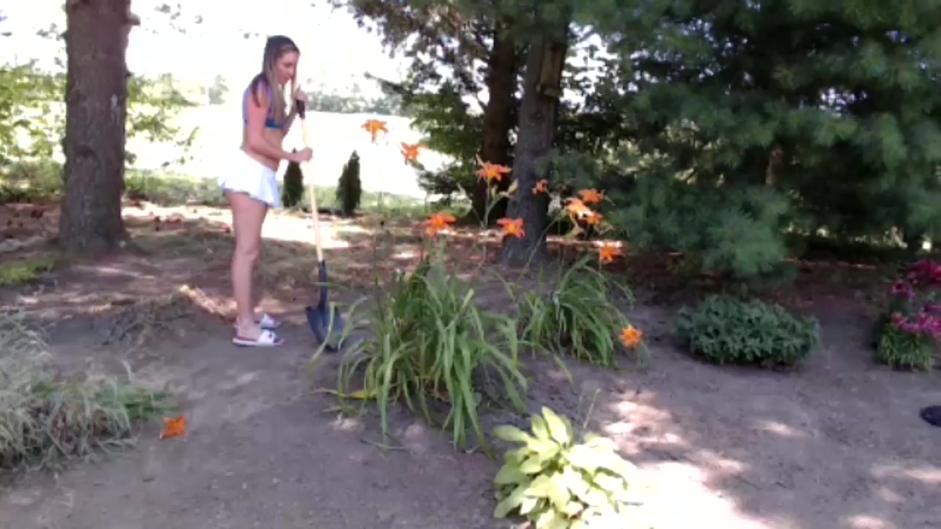 Gallery image thumbnail from FarmGirl__'s myfreecams stream on, 06/13/2024, 17:54 image 17 of 20