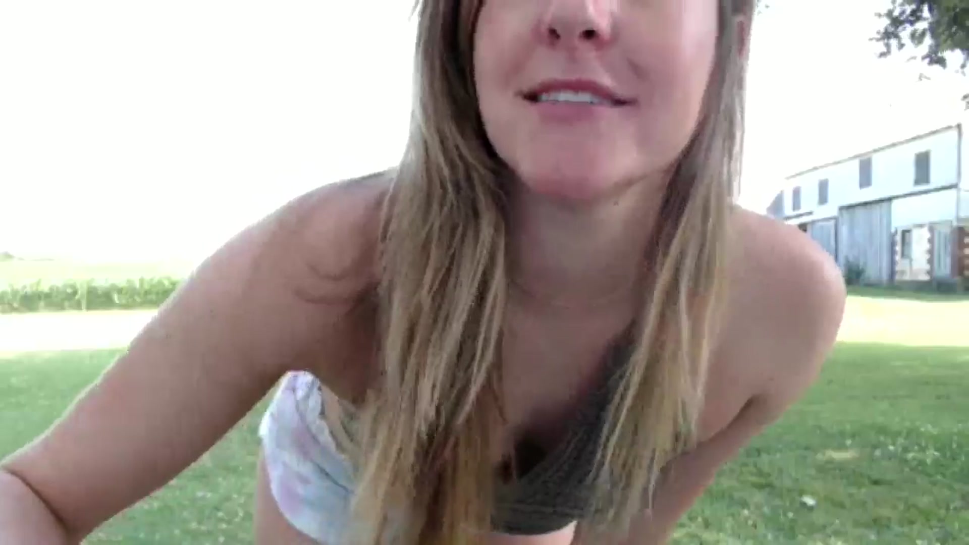 Gallery image thumbnail from FarmGirl__'s myfreecams stream on, 06/17/2024, 14:28 image 18 of 20