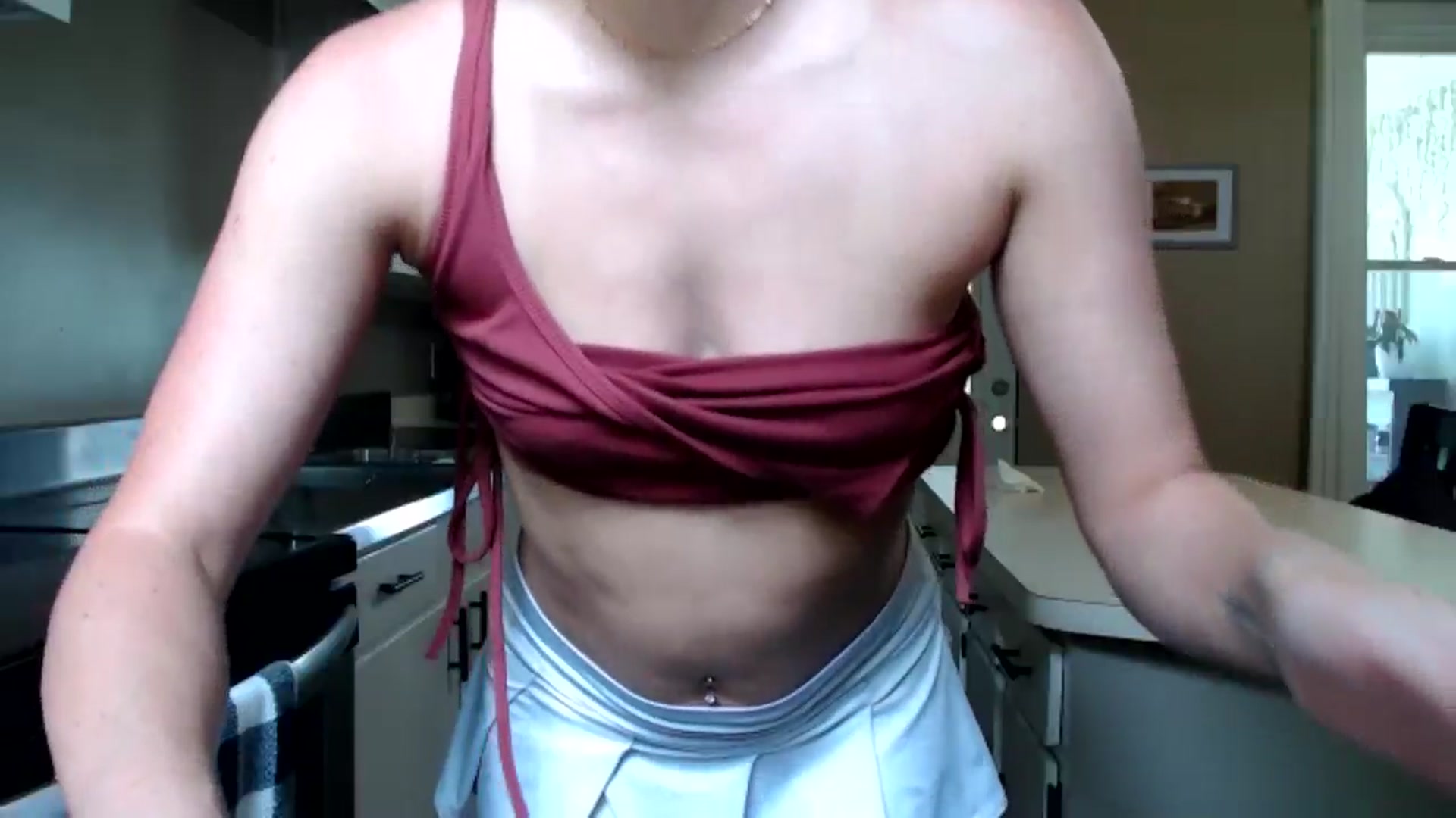Gallery image thumbnail from FarmGirl__'s myfreecams stream on, 06/18/2024, 16:22 image 2 of 20
