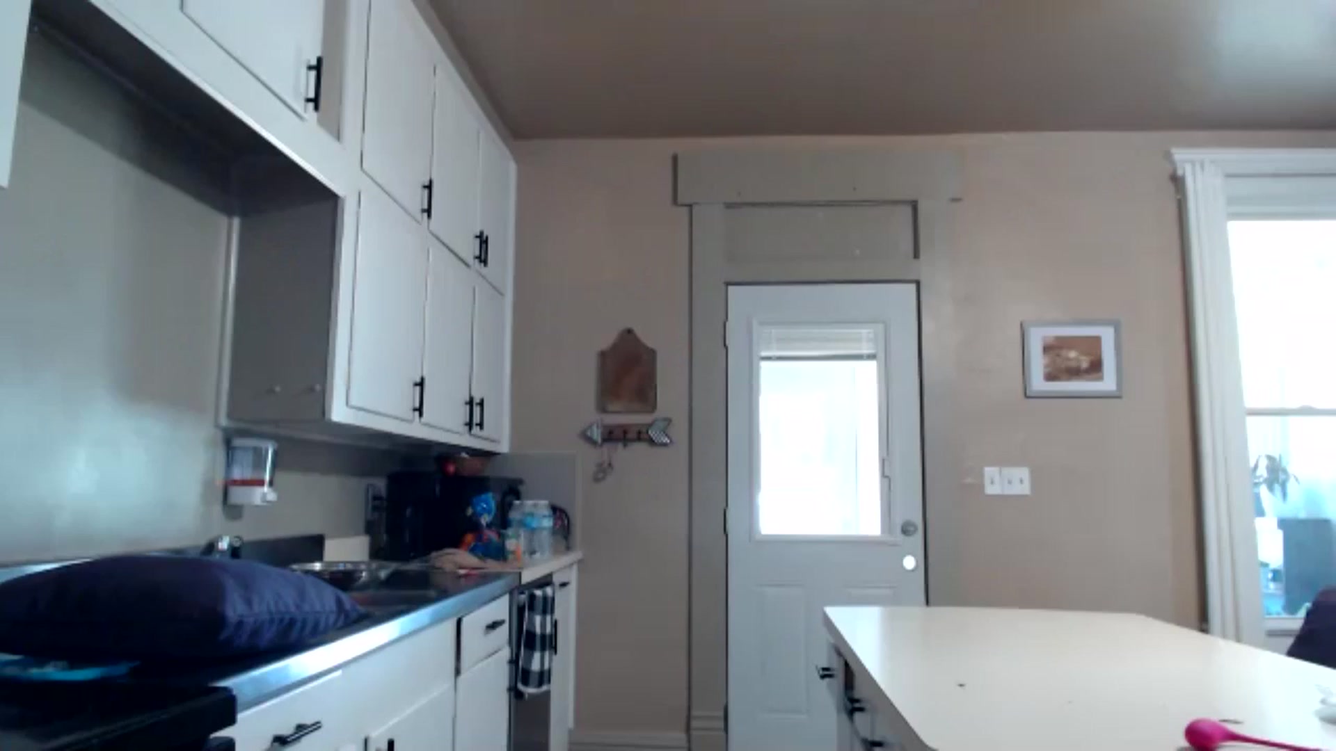 Gallery image thumbnail from FarmGirl__'s myfreecams stream on, 06/20/2024, 19:07 image 1 of 20