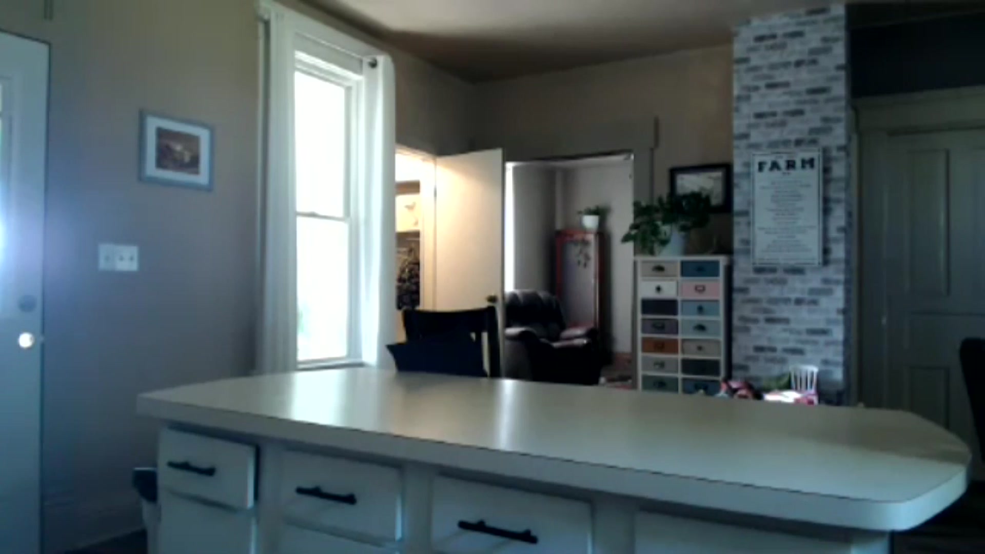 Gallery image thumbnail from FarmGirl__'s myfreecams stream on, 06/21/2024, 14:36 image 16 of 20