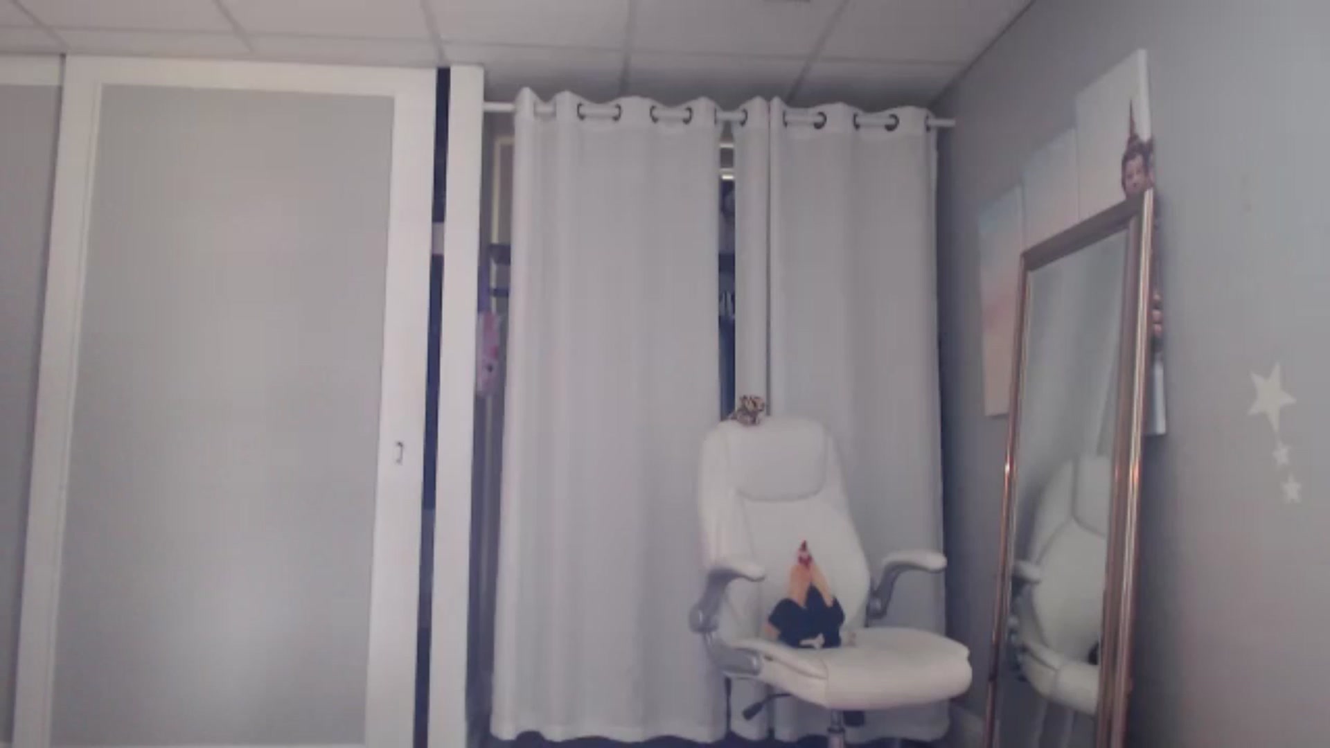 Gallery image thumbnail from FarmGirl__'s myfreecams stream on, 06/22/2024, 15:23 image 4 of 20