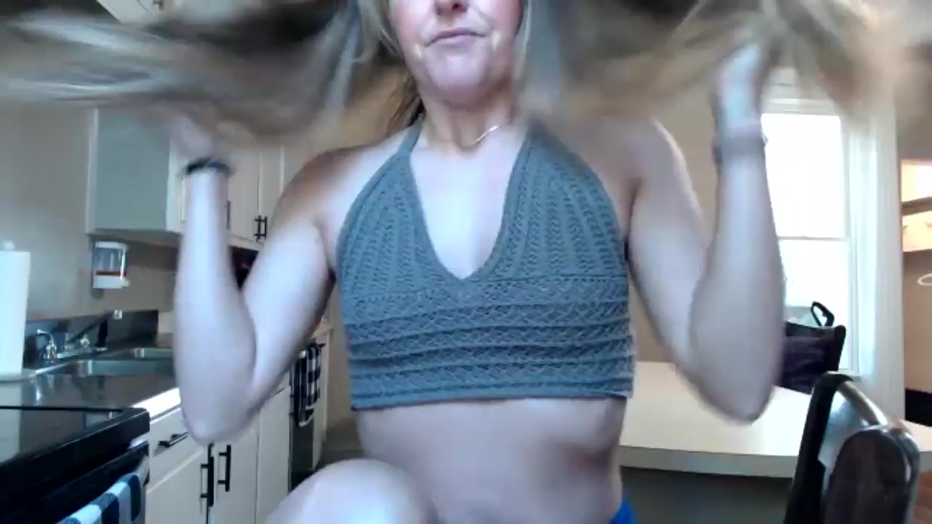 Gallery image thumbnail from FarmGirl__'s myfreecams stream on, 06/24/2024, 16:03 image 7 of 20