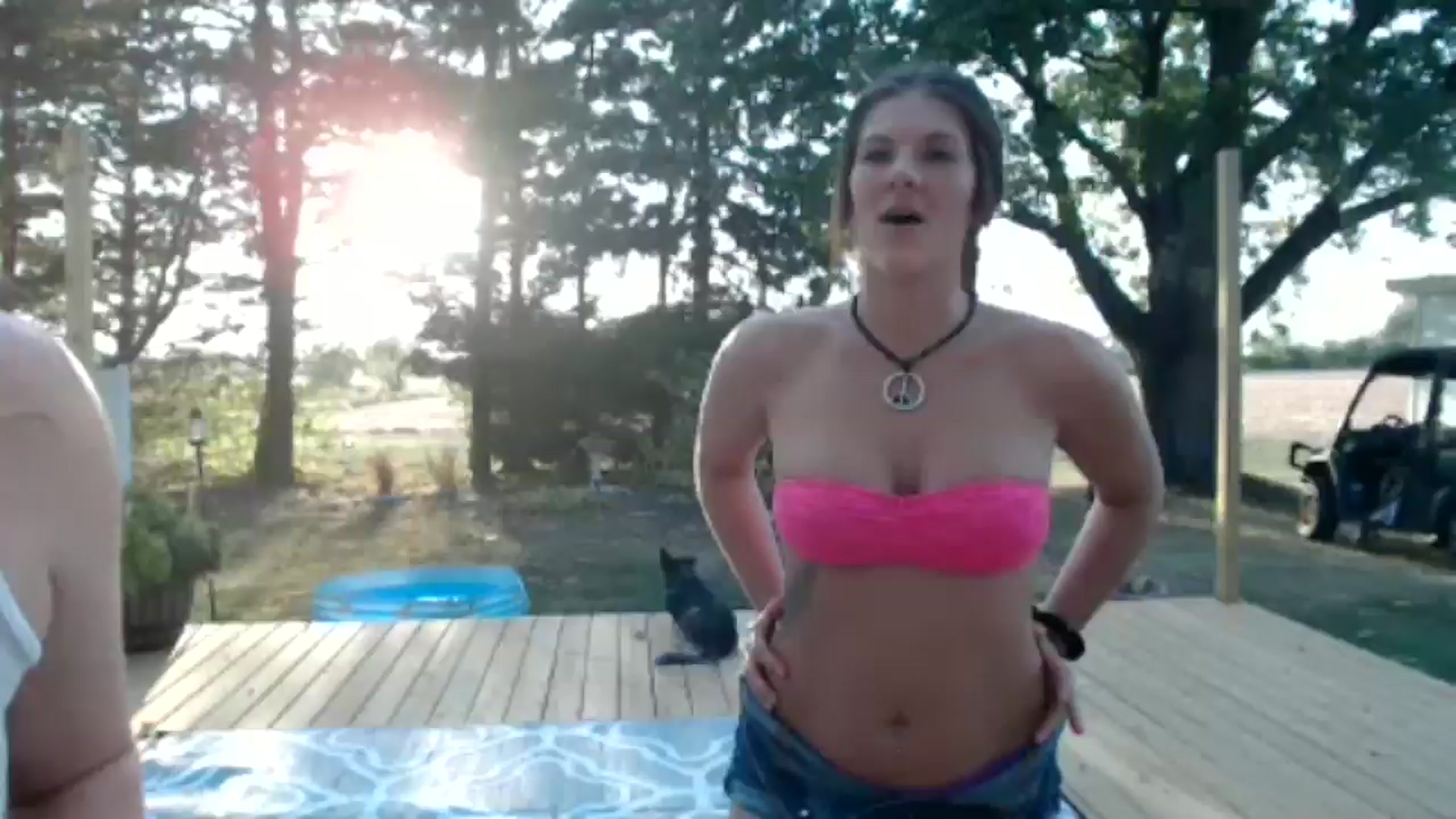 Gallery image thumbnail from FarmGirl__'s myfreecams stream on, 09/20/2024, 23:26 image 3 of 20