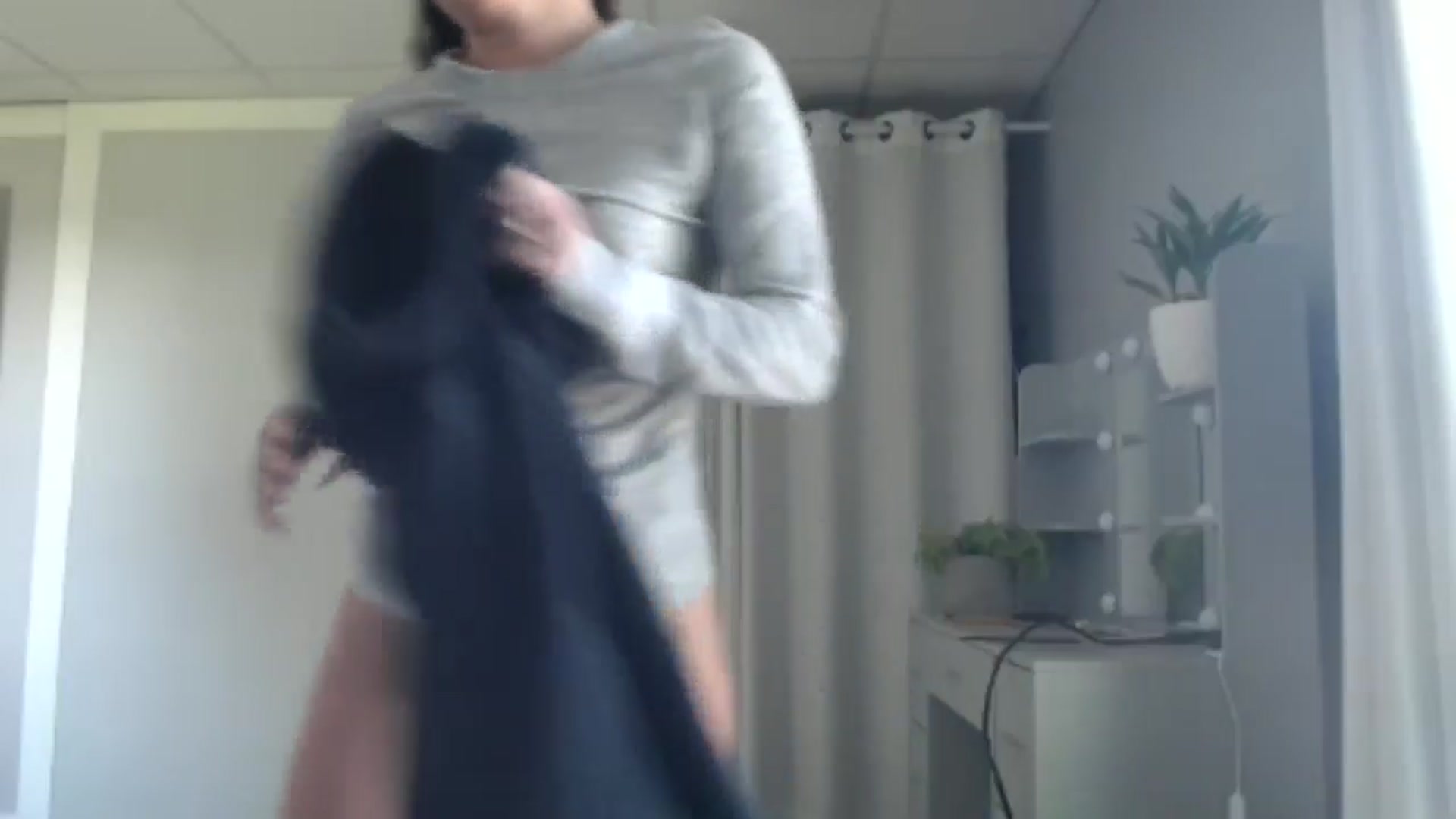 Gallery image thumbnail from FarmGirl__'s myfreecams stream on, 10/03/2024, 15:03 image 13 of 20