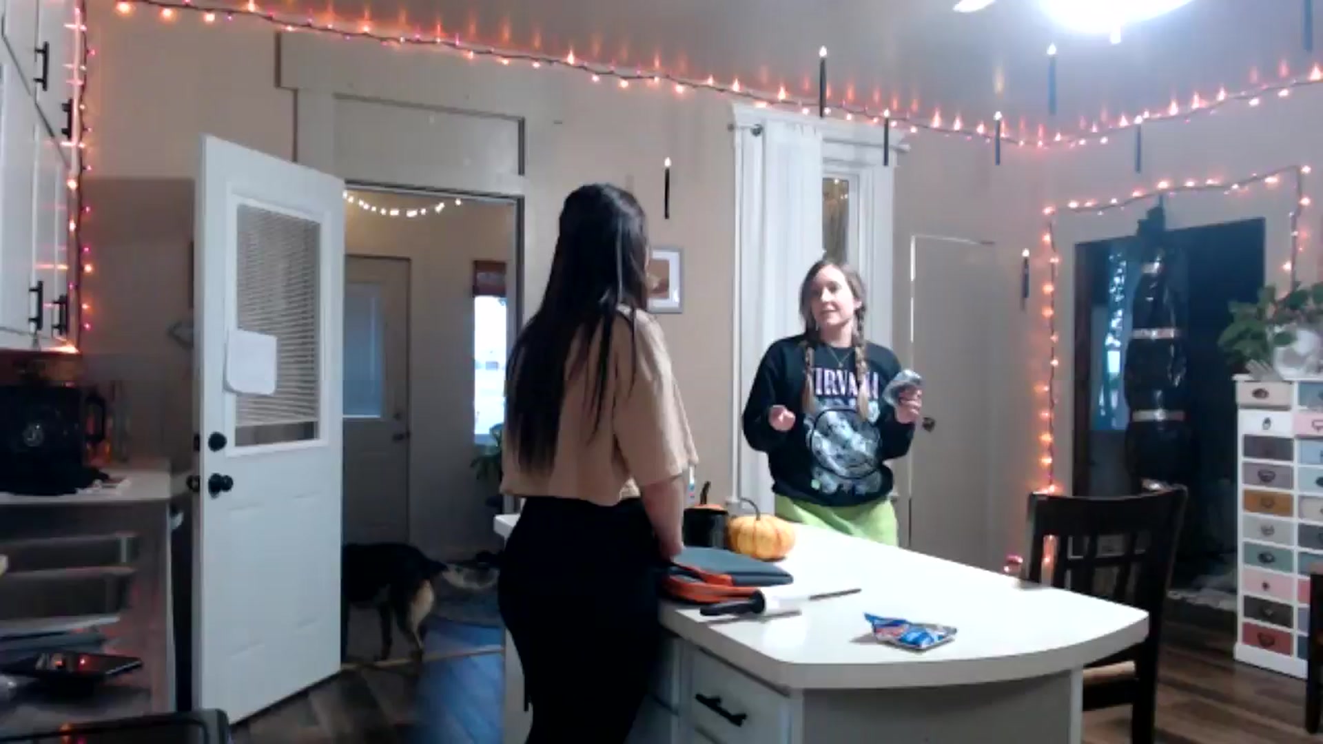 Gallery image thumbnail from FarmGirl__'s myfreecams stream on, 10/10/2024, 24:01 image 1 of 20
