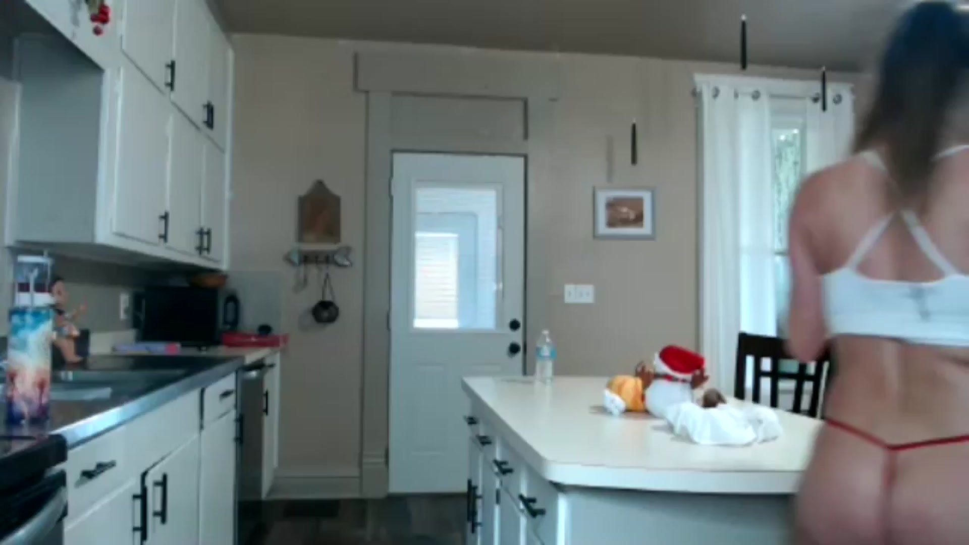 Gallery image thumbnail from FarmGirl__'s myfreecams stream on, 11/18/2024, 19:30 image 7 of 20