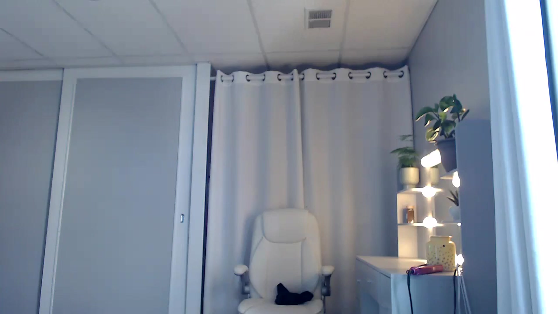 Gallery image thumbnail from FarmGirl__'s myfreecams stream on, 02/01/2025, 15:37 image 10 of 20