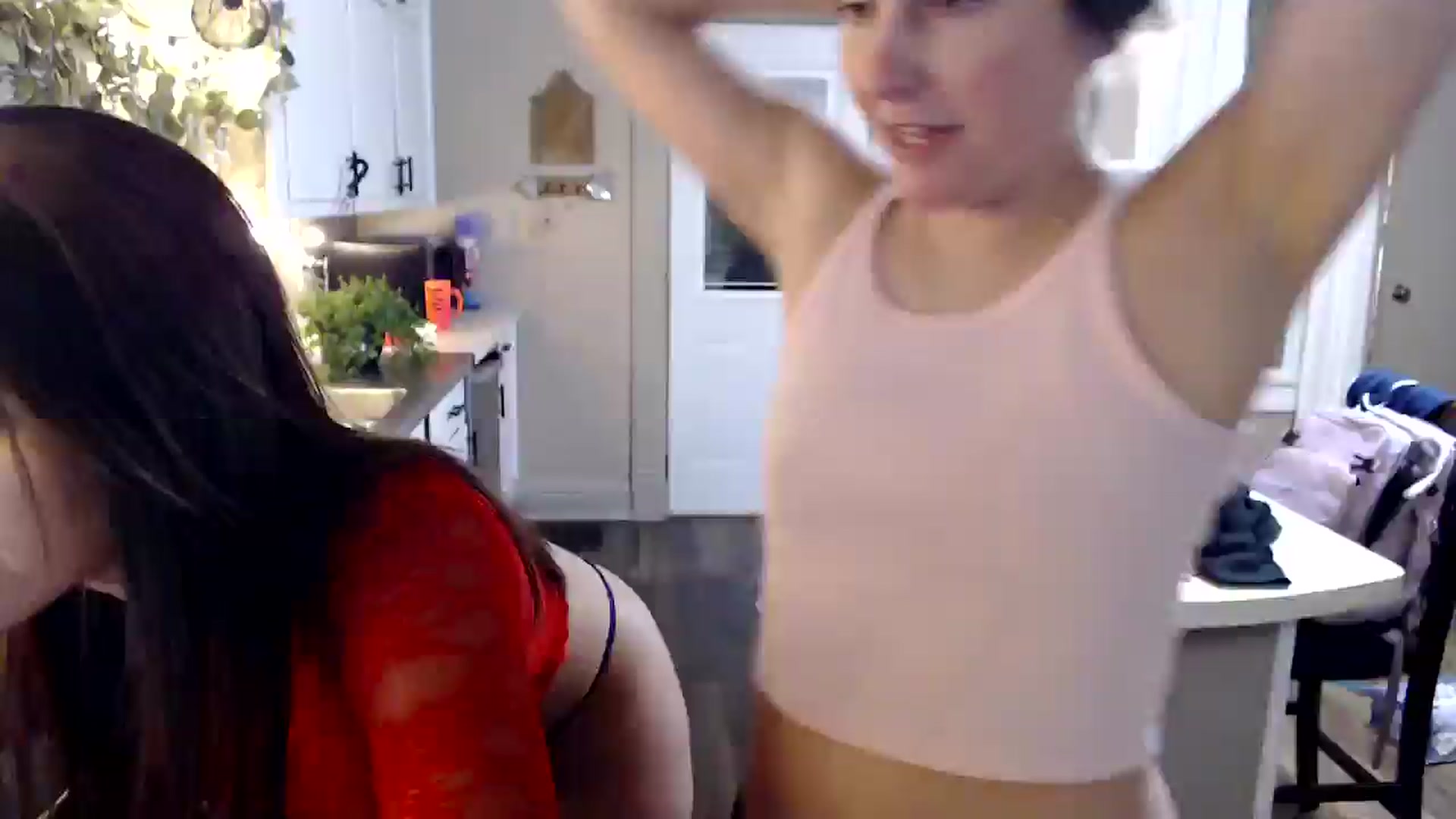 Gallery image thumbnail from FarmGirl__'s myfreecams stream on, 02/06/2025, 03:22 image 19 of 20