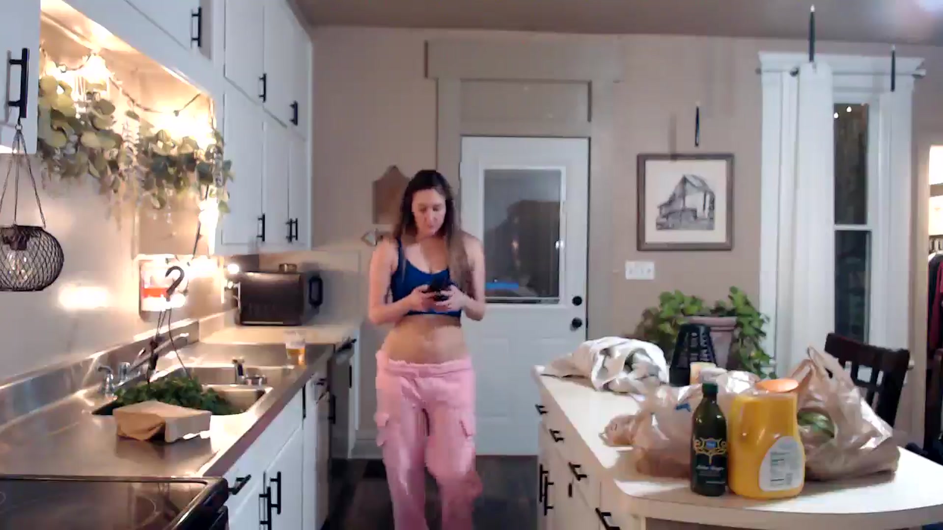 Gallery image thumbnail from FarmGirl__'s myfreecams stream on, 02/19/2025, 23:49 image 2 of 20