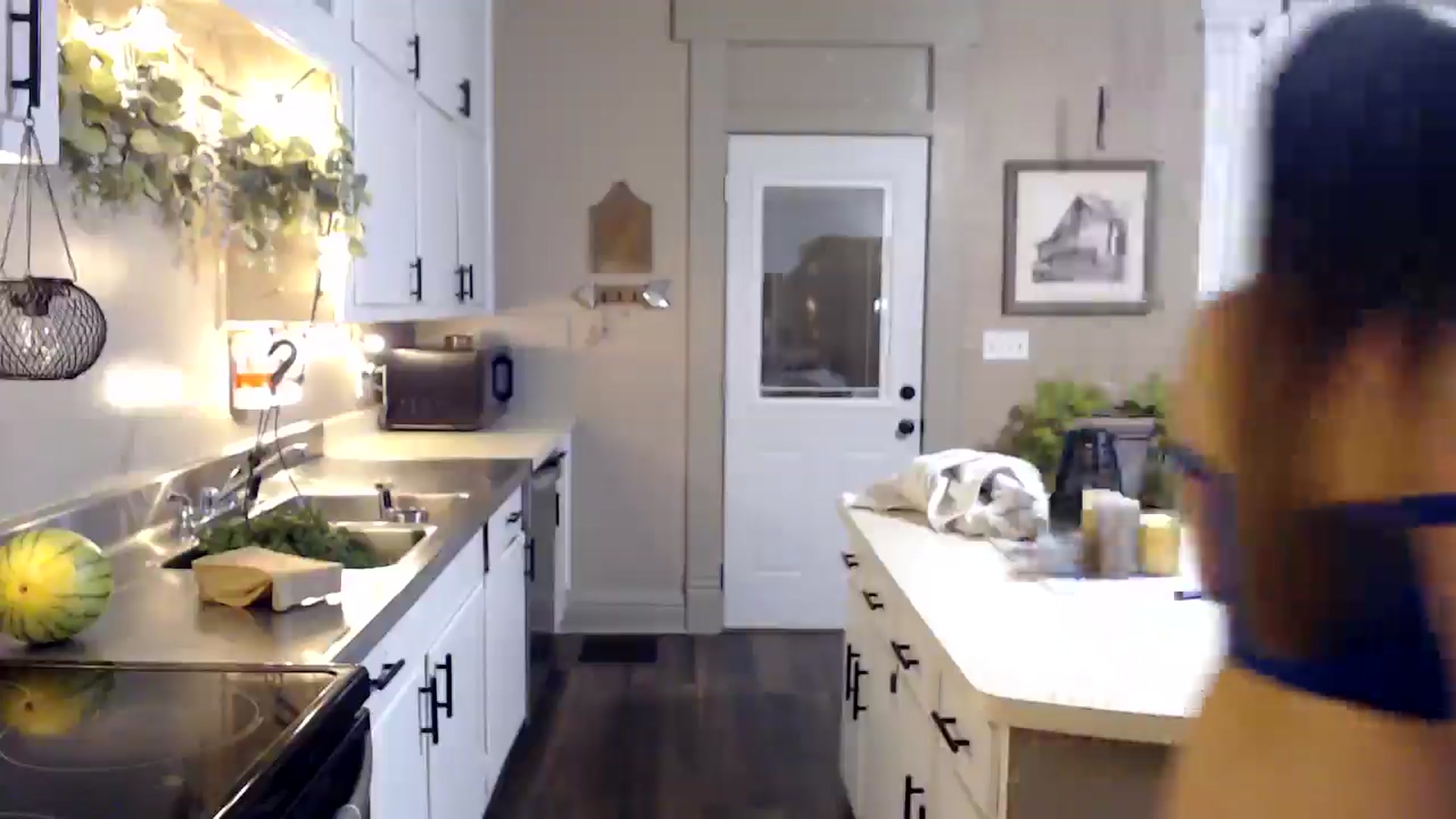 Gallery image thumbnail from FarmGirl__'s myfreecams stream on, 02/20/2025, 24:07 image 12 of 20