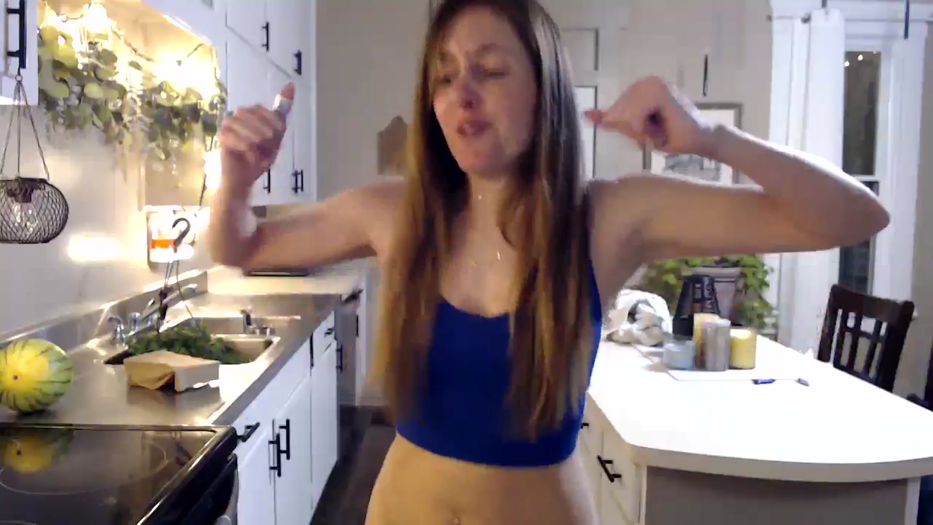 Gallery image thumbnail from FarmGirl__'s myfreecams stream on, 02/20/2025, 24:07 image 10 of 20