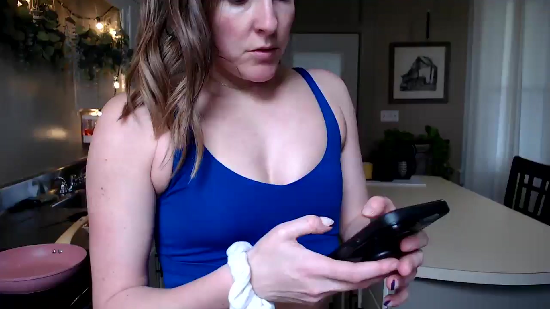 Gallery image thumbnail from FarmGirl__'s myfreecams stream on, 03/15/2025, 19:02 image 1 of 20