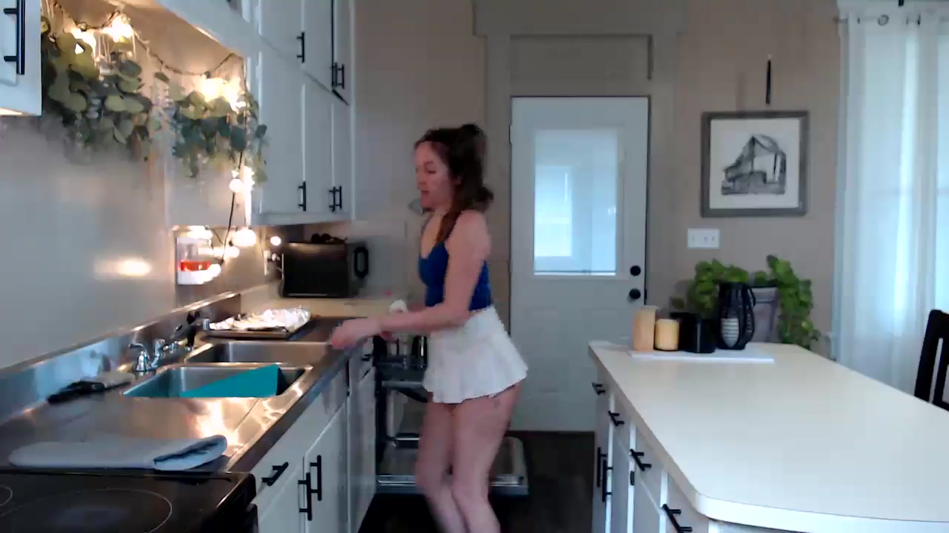 Gallery image thumbnail from FarmGirl__'s myfreecams stream on, 03/15/2025, 20:35 image 4 of 20