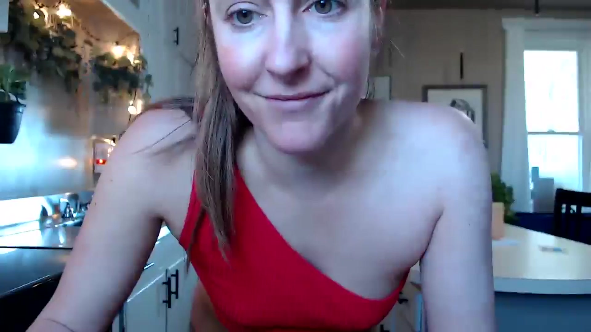 Gallery image thumbnail from FarmGirl__'s myfreecams stream on, 03/26/2025, 14:36 image 12 of 20