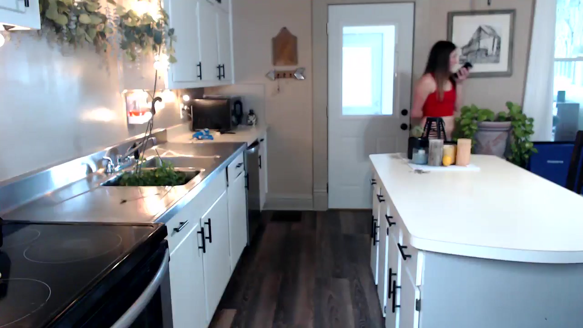Gallery image thumbnail from FarmGirl__'s myfreecams stream on, 03/26/2025, 21:25 image 17 of 20