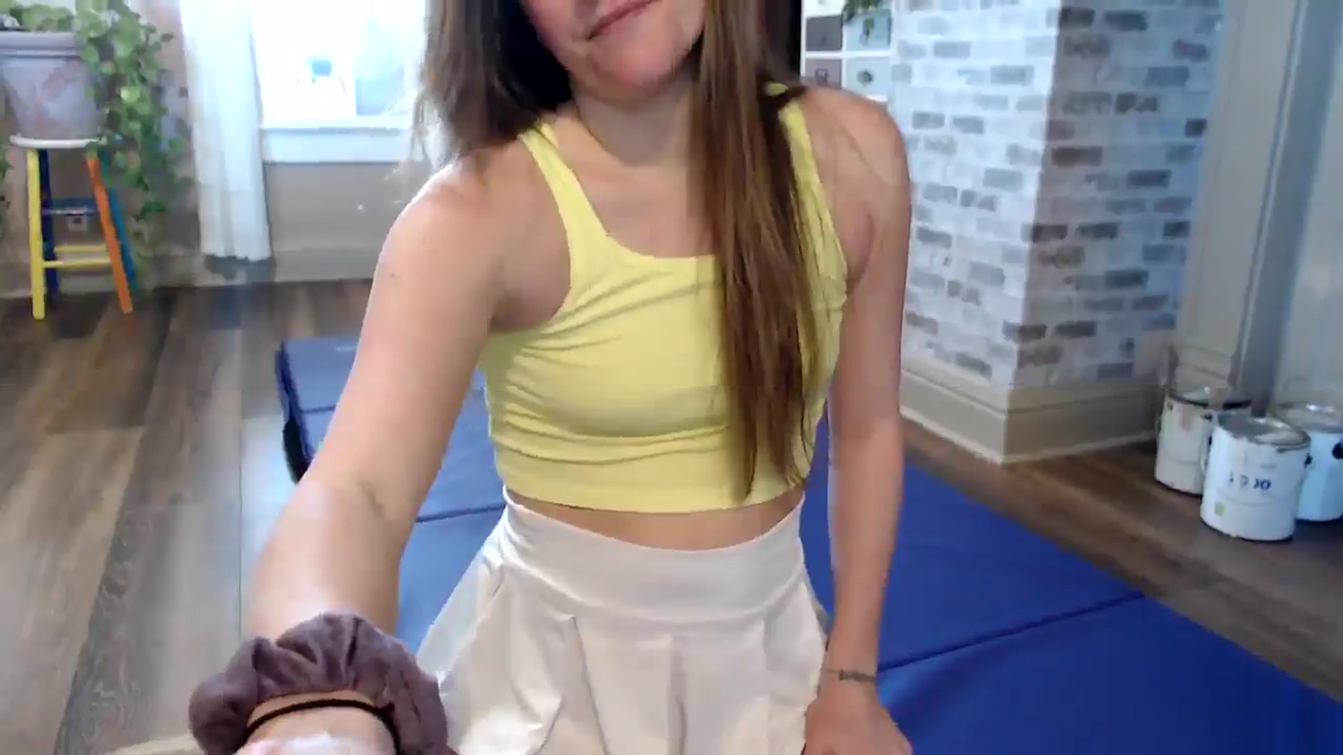 Gallery image thumbnail from FarmGirl__'s myfreecams stream on, 03/27/2025, 14:22 image 9 of 20